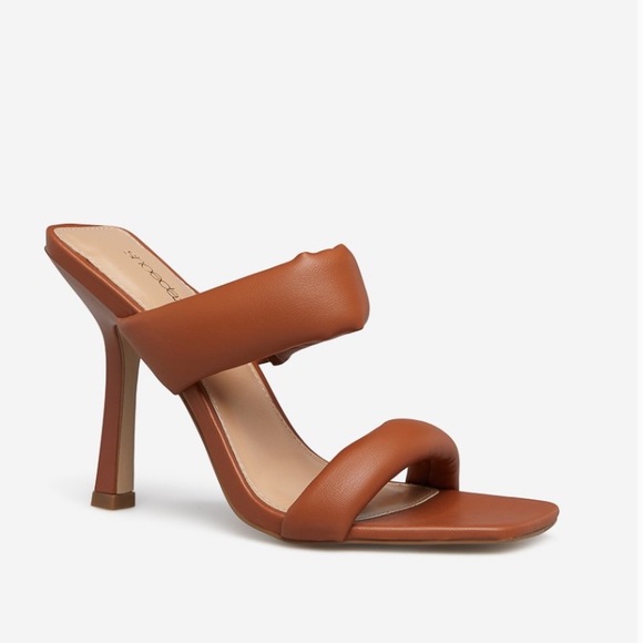 Rita Ora x Shoedazzle Turned Up Two Strap Heels - Picture 9 of 16